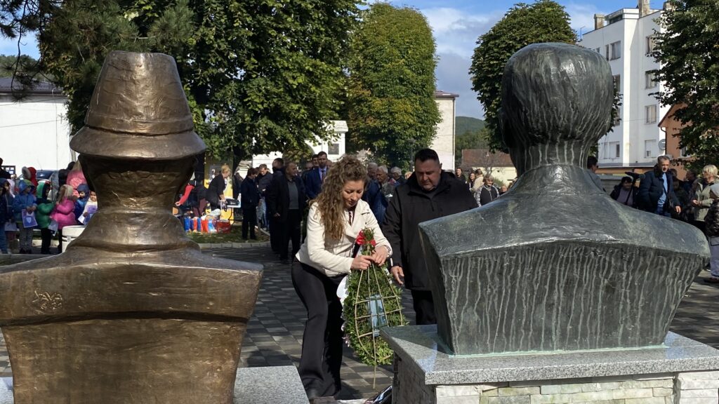 Obeležen Dan oslobođenja i Dan škole u Zlotu